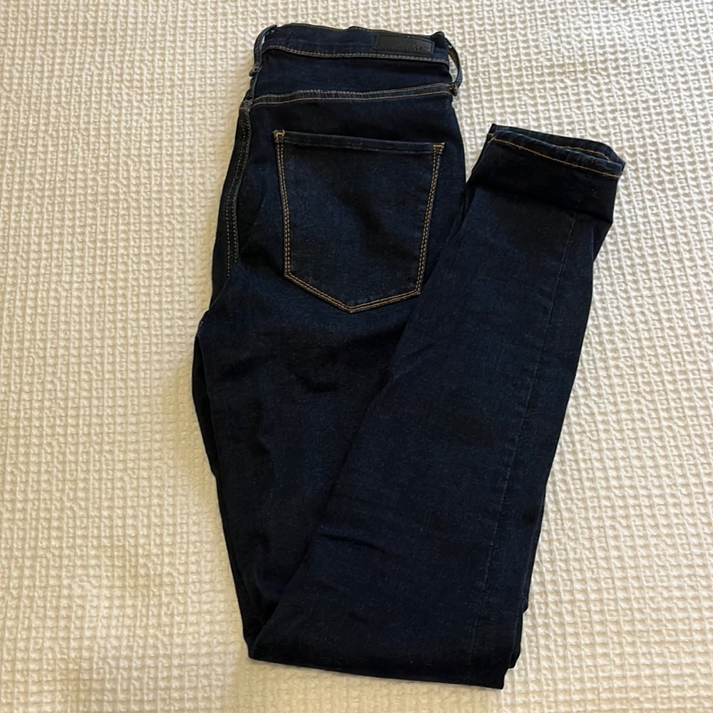 Dark Wash High Rise Abercrombie Jeans